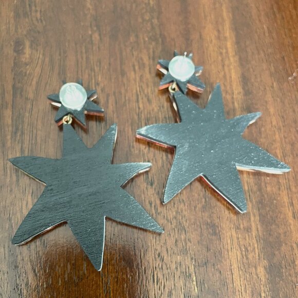 Silver Star Earrings - Picture 2 of 2